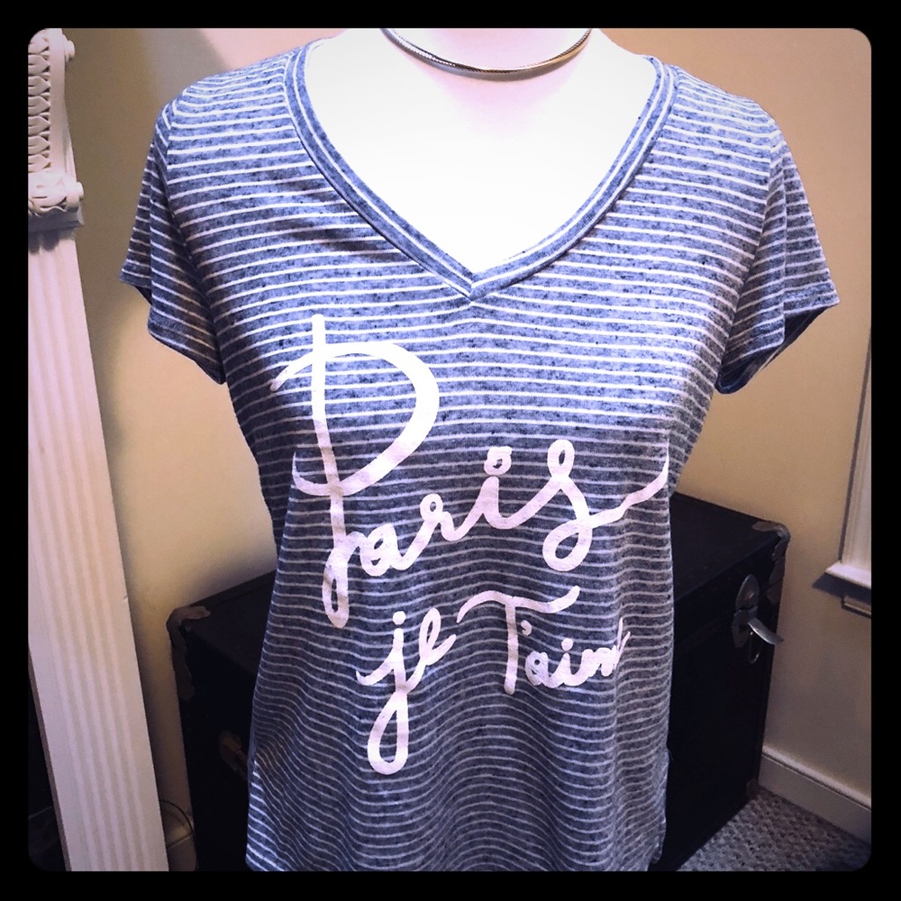 Paris Je Taime Vneck T-shirt